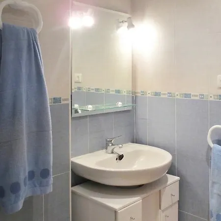Apartament Carrer Amplaries